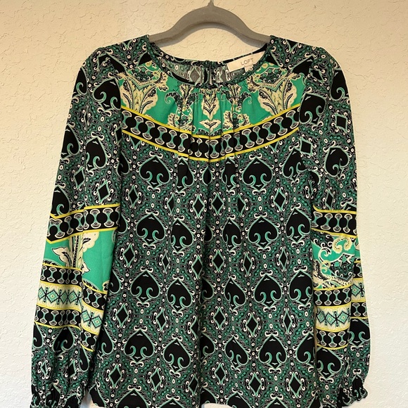 LOFT Long Sleeve Blouse Featuring Green, Black and Yellow Paisley Design - Picture 3 of 7